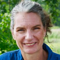 headshot: Michele Joyce